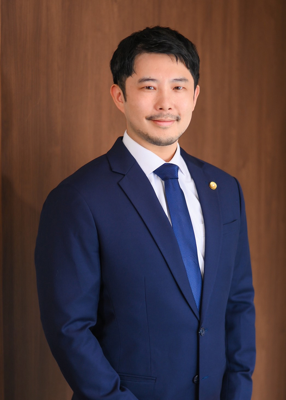 弁護士 南越 維心